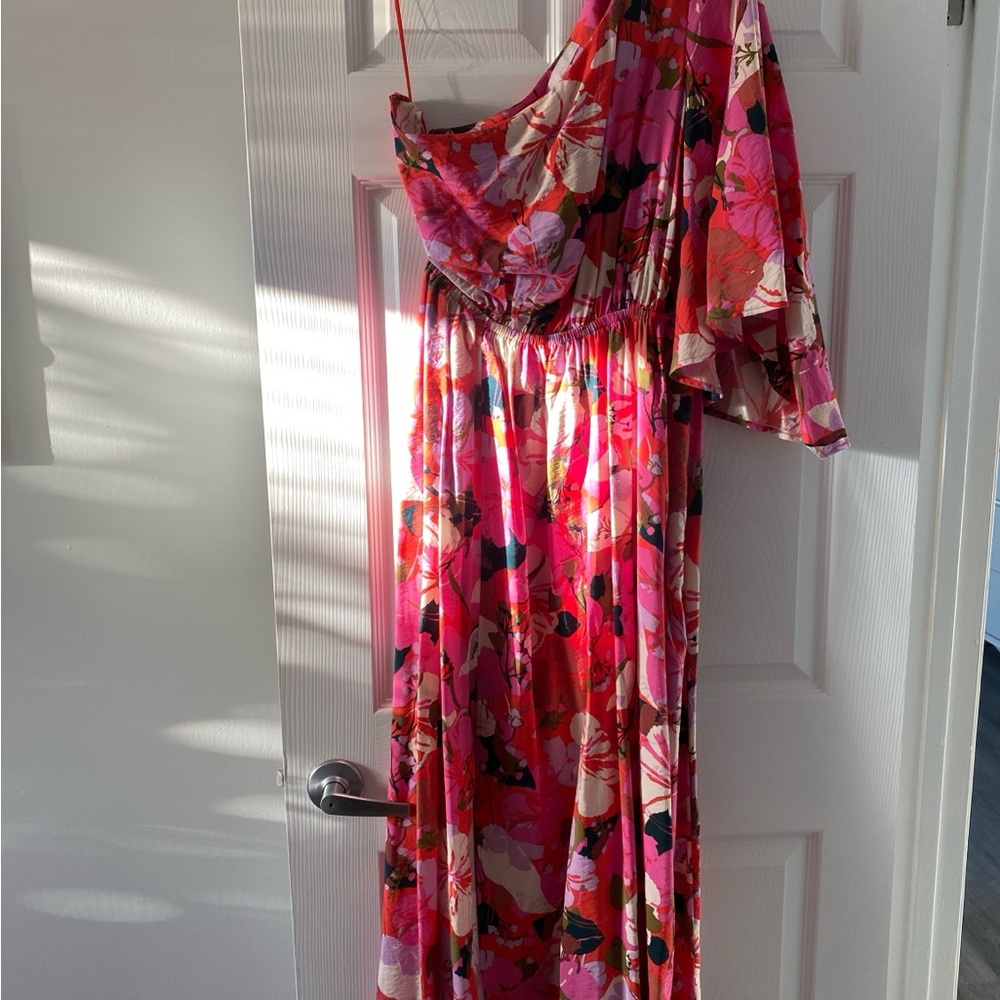 Chelsea28 Pink Floral Maxi Dress